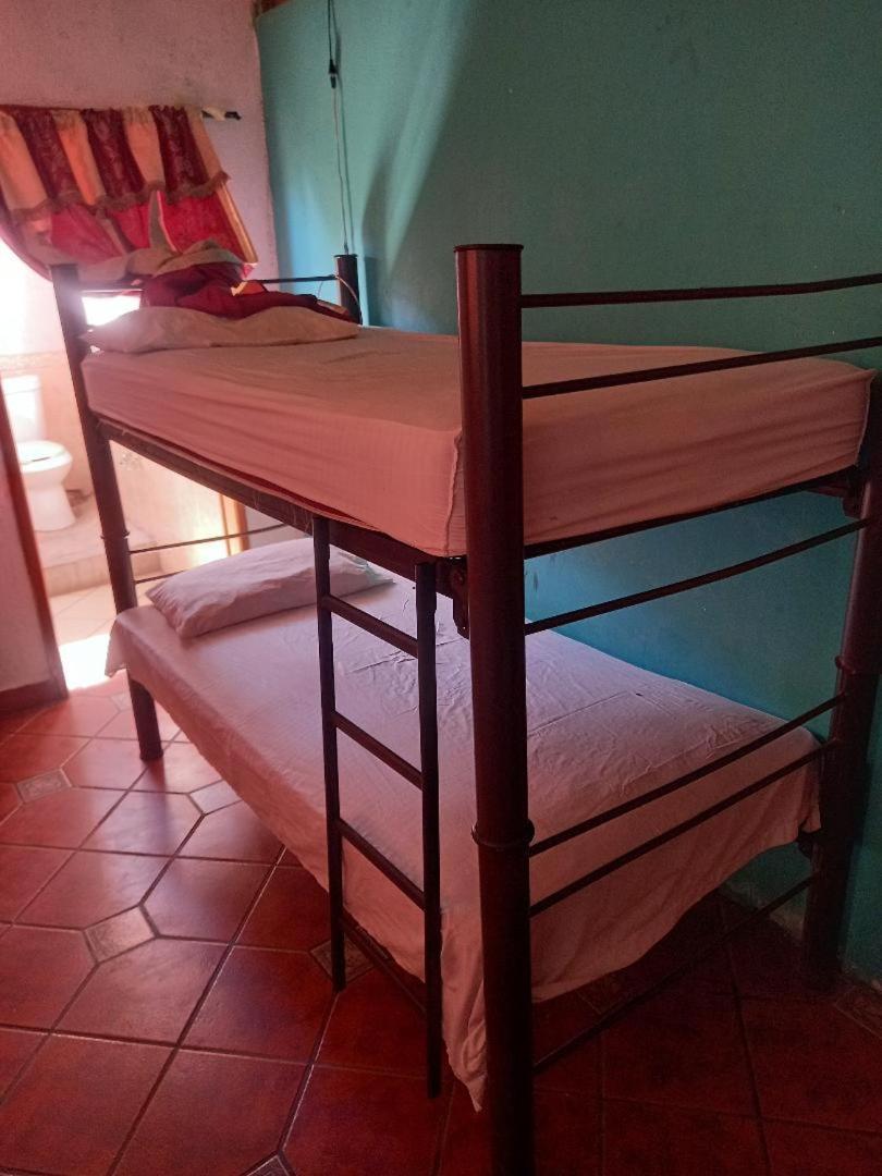 Hostal Bravo Vallarta Πουέρτο Βαγιάρτα Εξωτερικό φωτογραφία